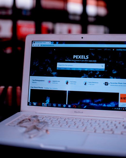 Website accessibility widget settings on a business website